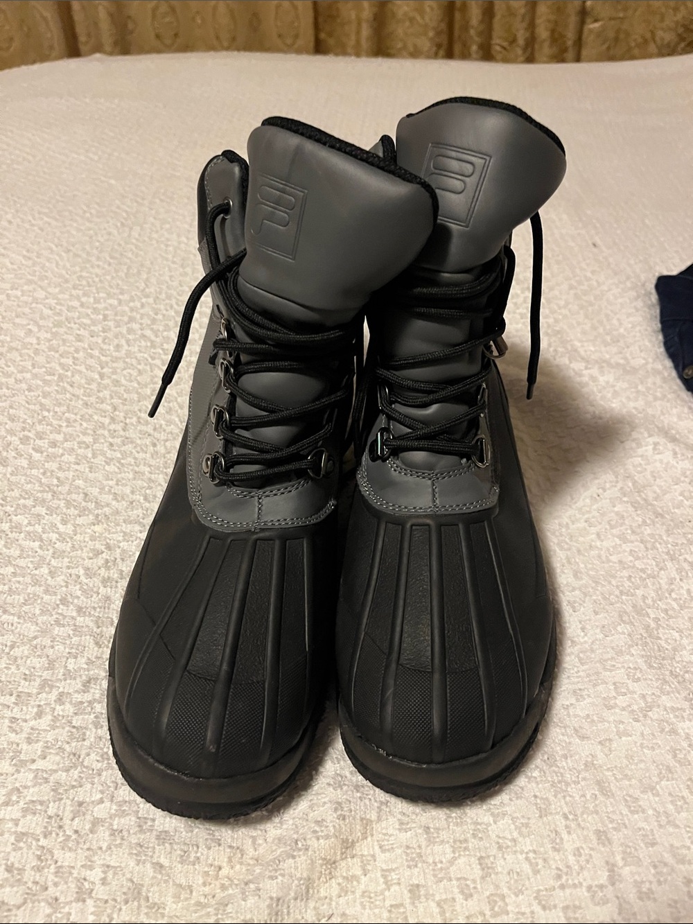 Fila Men's Black and Gray Waterproof Winter Boots